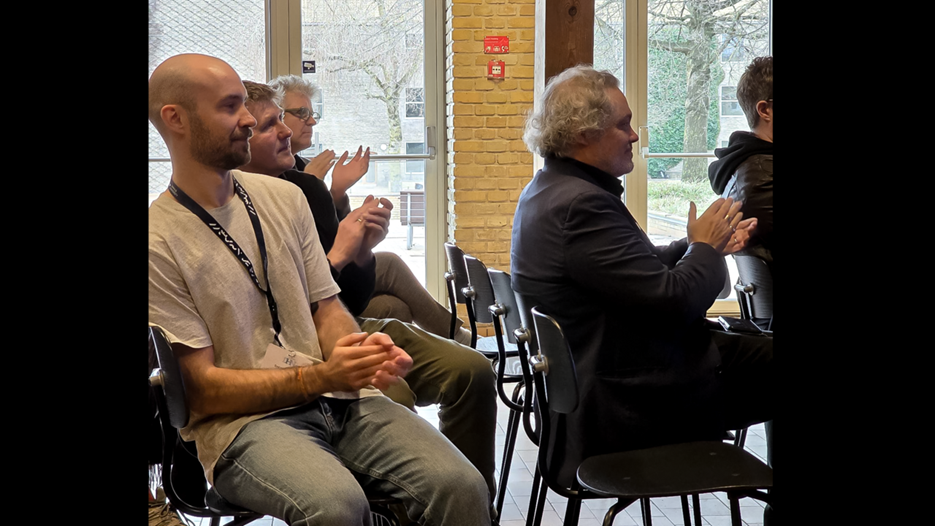 Publiken applåderar, DHNB 2026.