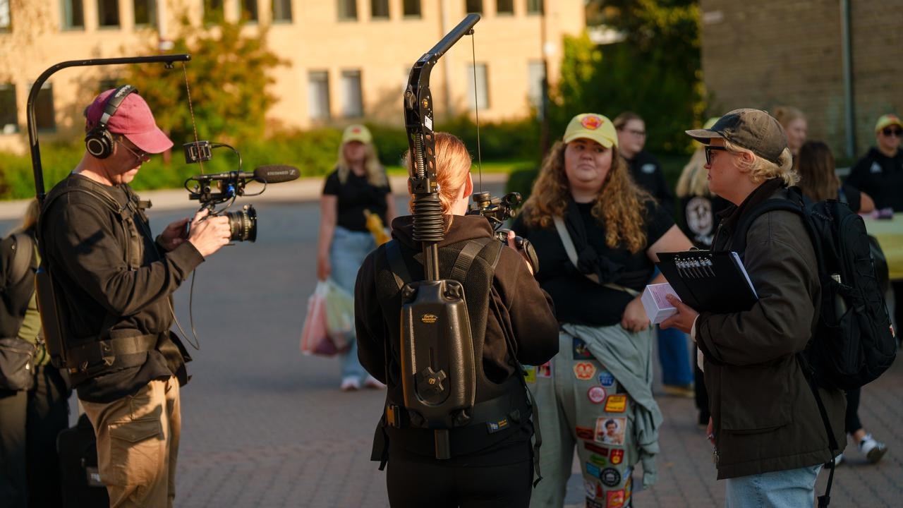 Båtrace UMPE (umeå pedagogerna) vid Campusdammen