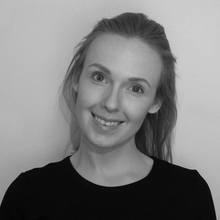 Porträttbild på Anette