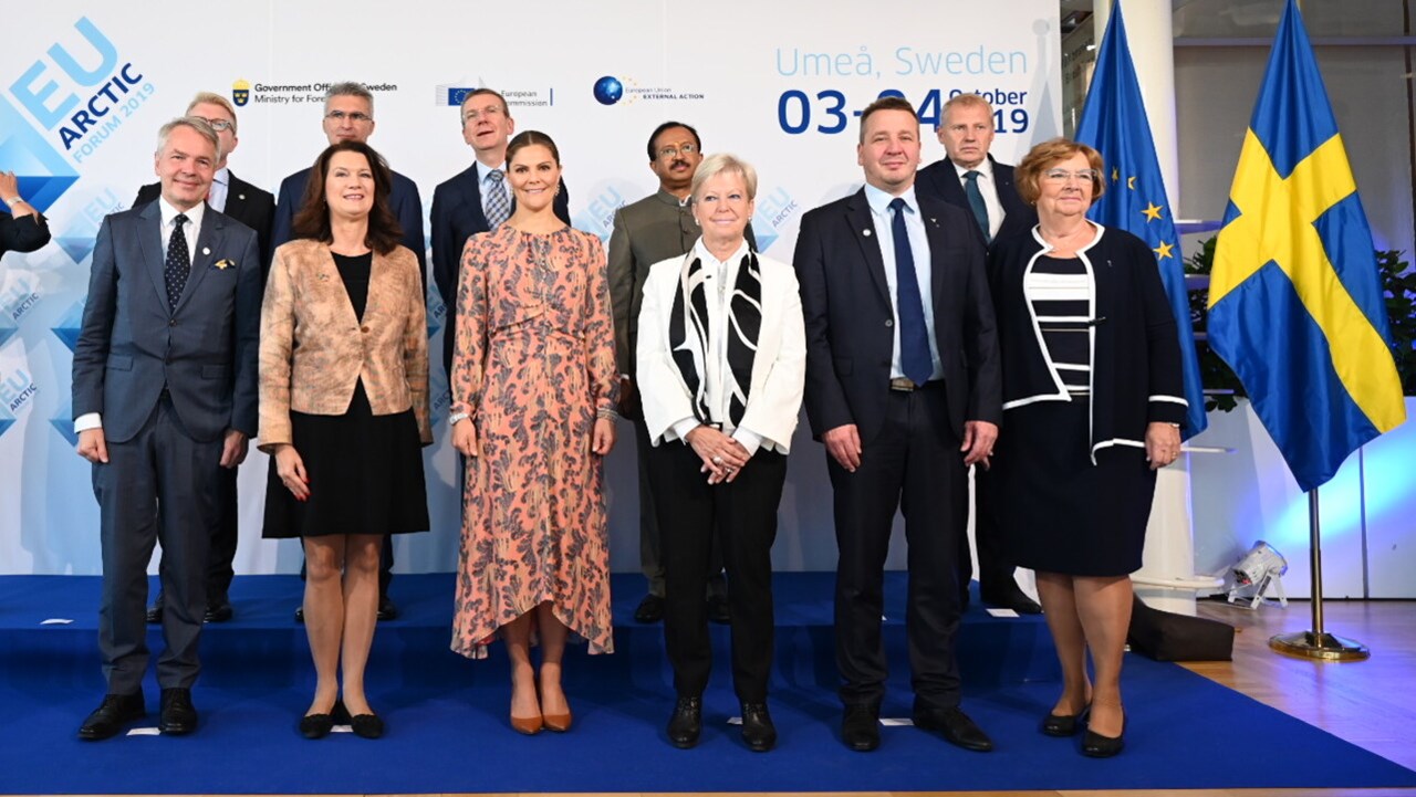 Group photo taken at the EU Arctic Forum 2019 which was arranged in Umeå