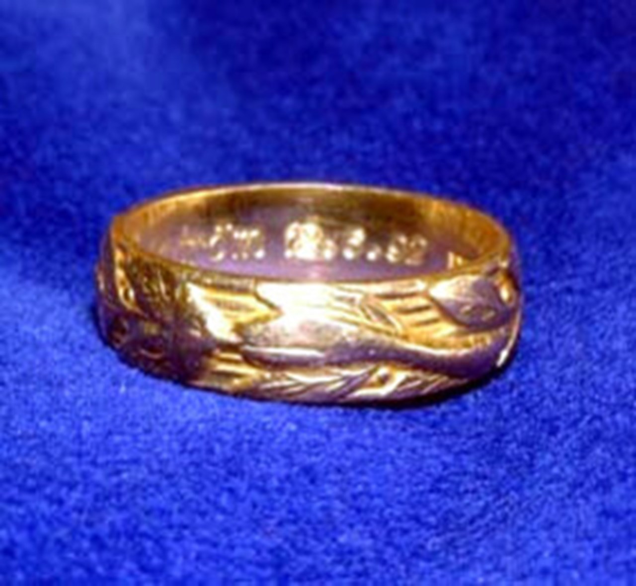 Photo of a doctoral ring.
