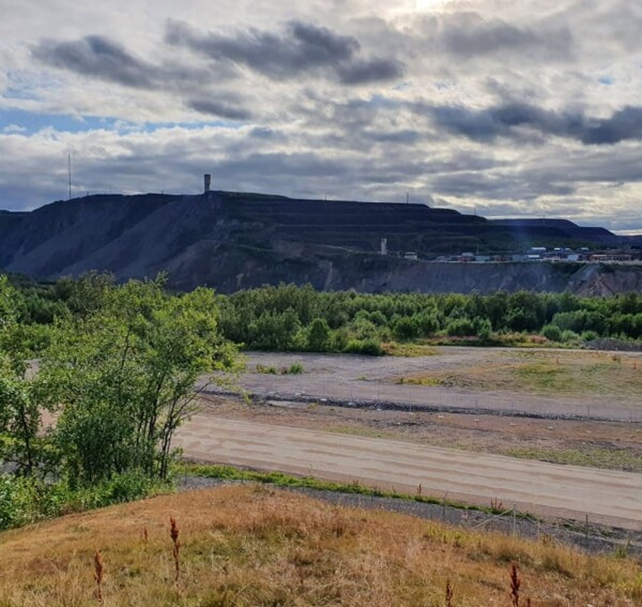 Picture of Kirunavaara, the mountain with the world's largest iron ore mine