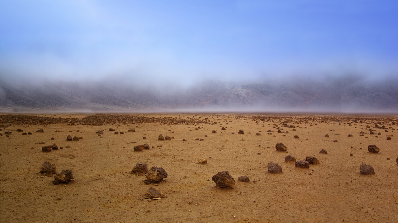 Kargt landskap på planeten Mars.