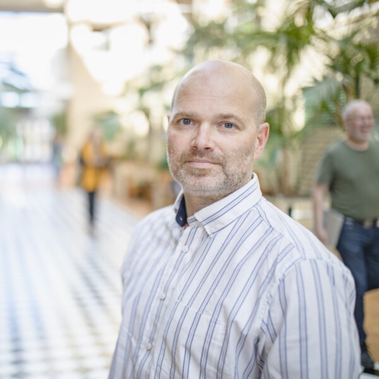 Porträttbild på Paul Davis, anknuten som universitetslektor vid Institutionen för psykologi, Umeå universitet.