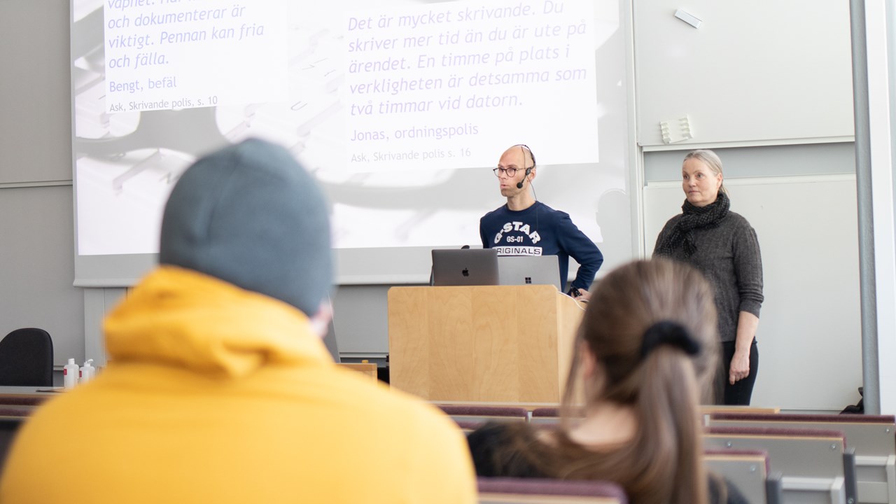 En föreläsning för polisstudenter.