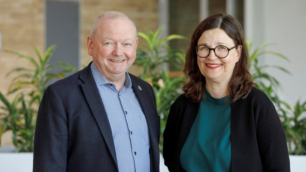 Rektor Hans Adolfsson och Anna Ekström