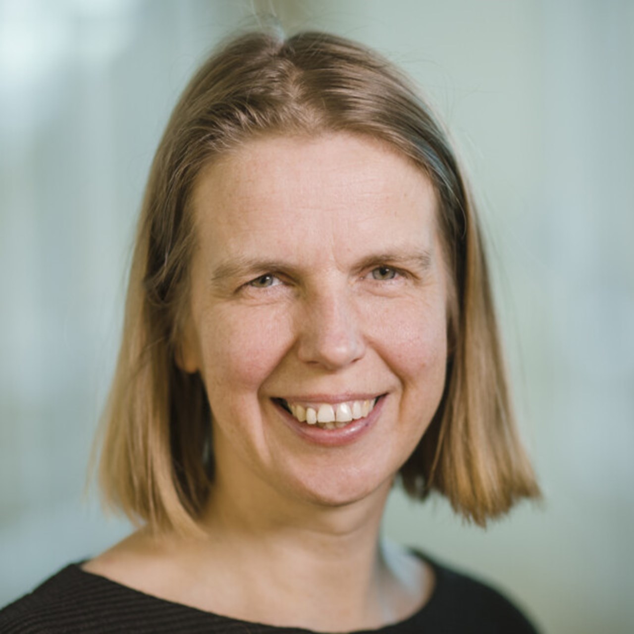 Porträtt på Anna-Karin Hurtig, Institutionen för folkhälsa och klinisk medicin, Umeå universitet.