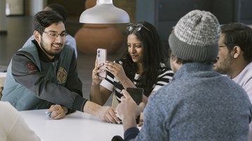 Image of inernational students together