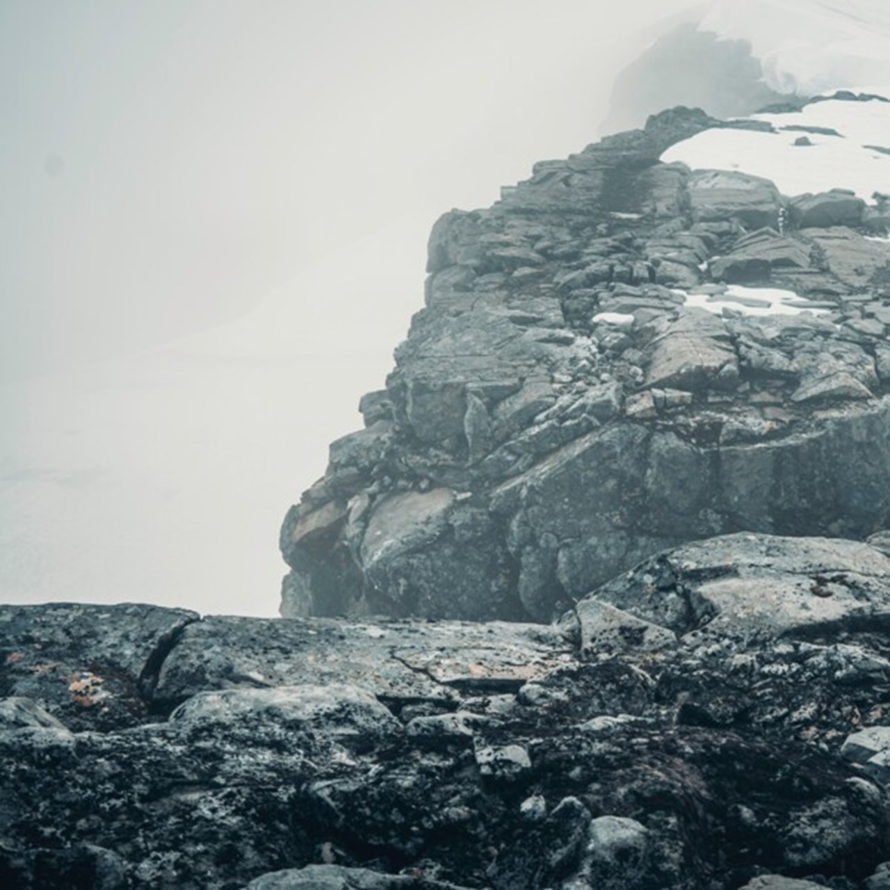 Kebnekaise in snowy weather