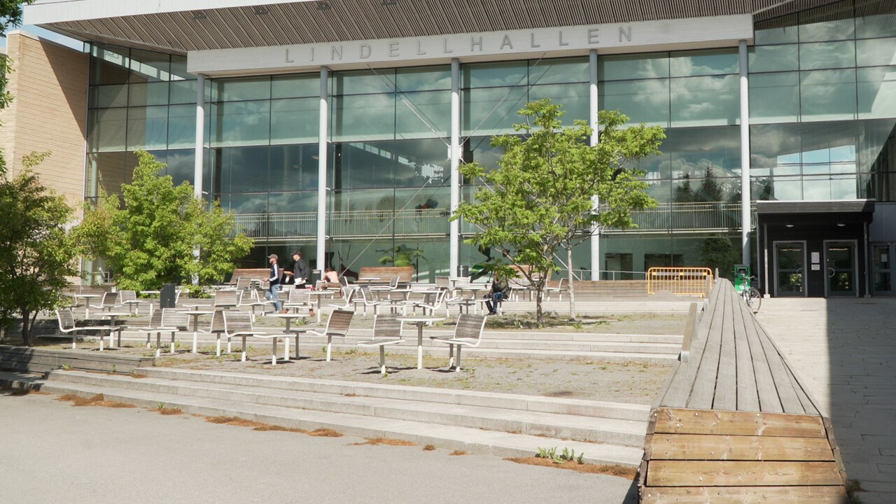 Lindellhallen taget från en film