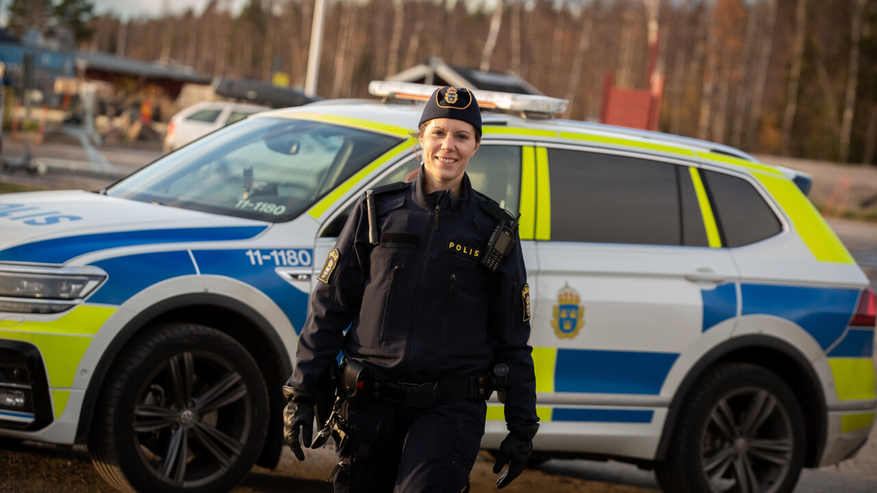 Malin Grenemark som har läst till polis i Umeå och nu gör sin aspiranttjänst i Luleå.