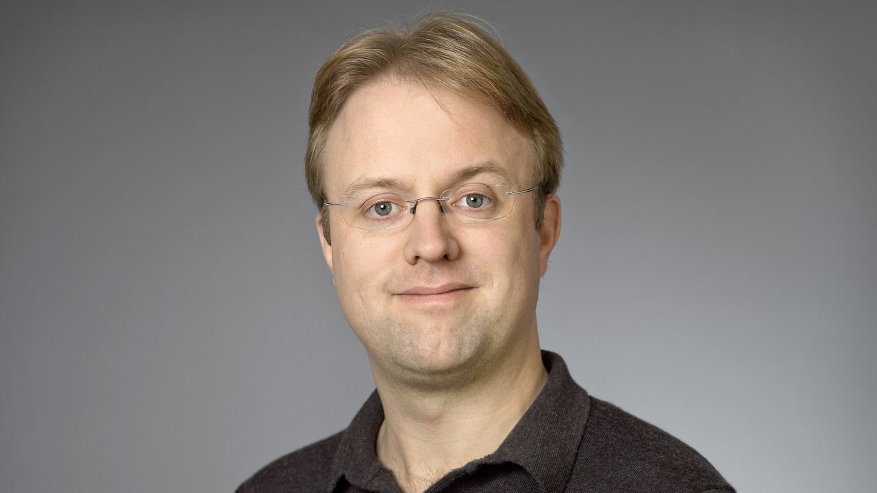 Klas Markström, universitetslektor vid Institutionen för matematik och matematisk statistik, Umeå universitet.