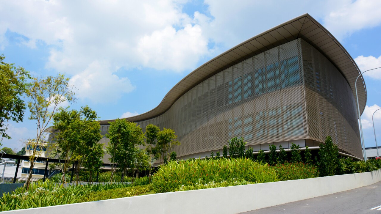 The Arc, en av undersvisningsbyggnaderna på Nanyang Technical University i Singapore.