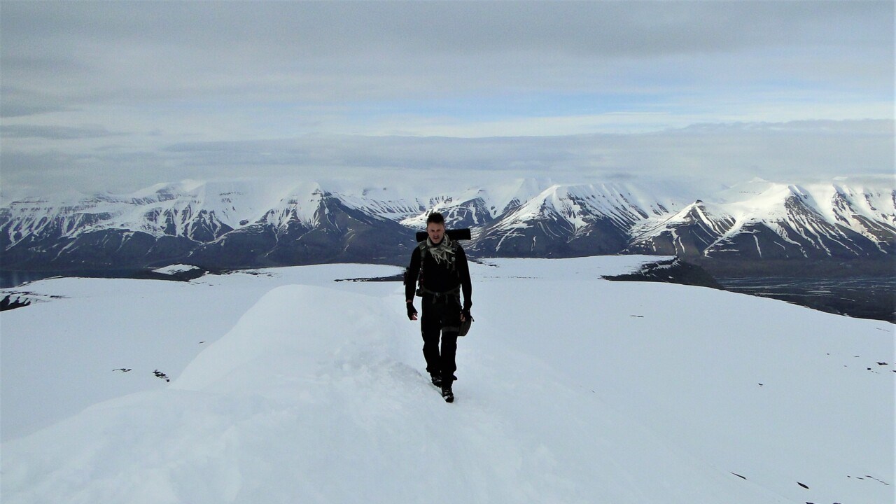 Viktor Gydemo under en expedition på Svalbard