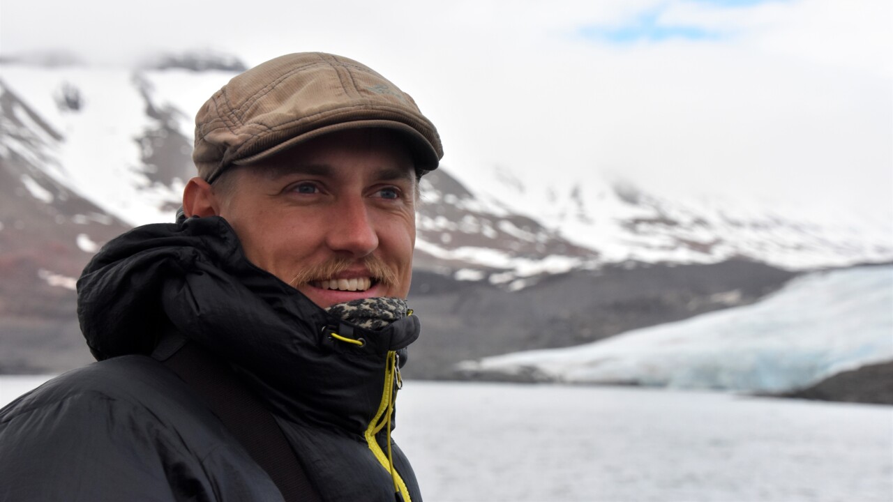 Viktor Gydemo under en exkursion på Svalbard
