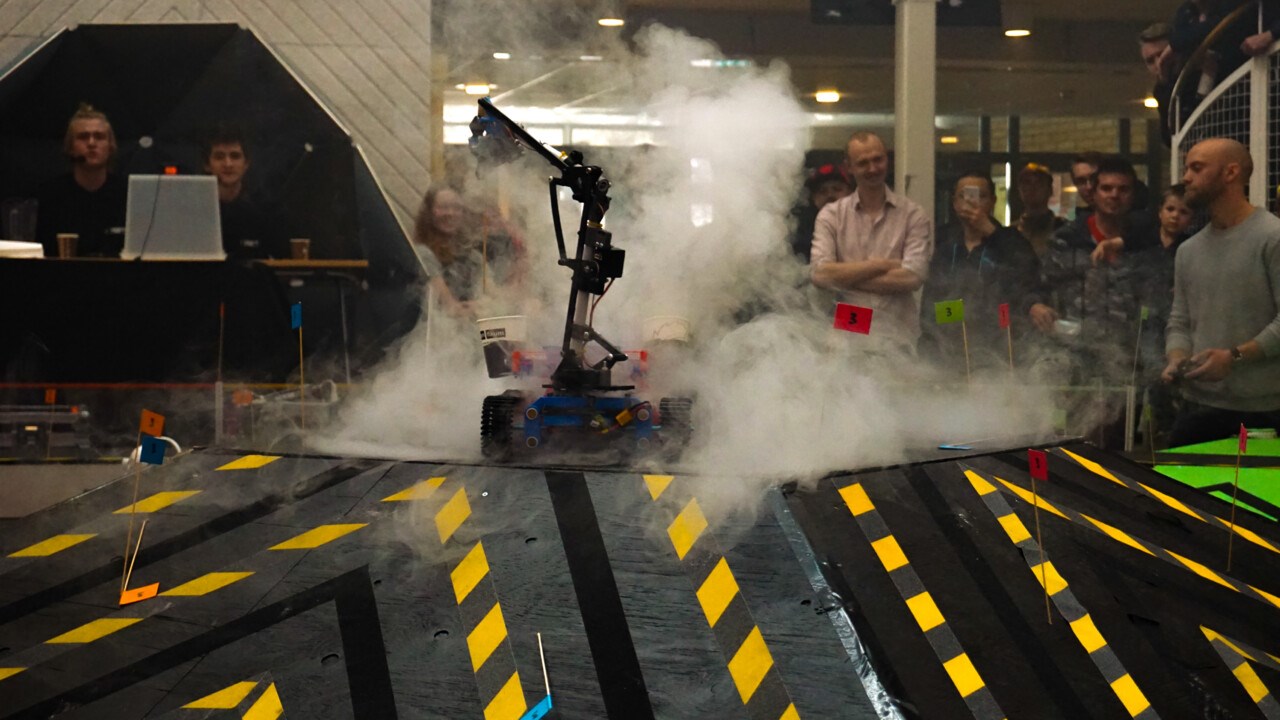 Bild från teknisk fysiks robottävling 2019