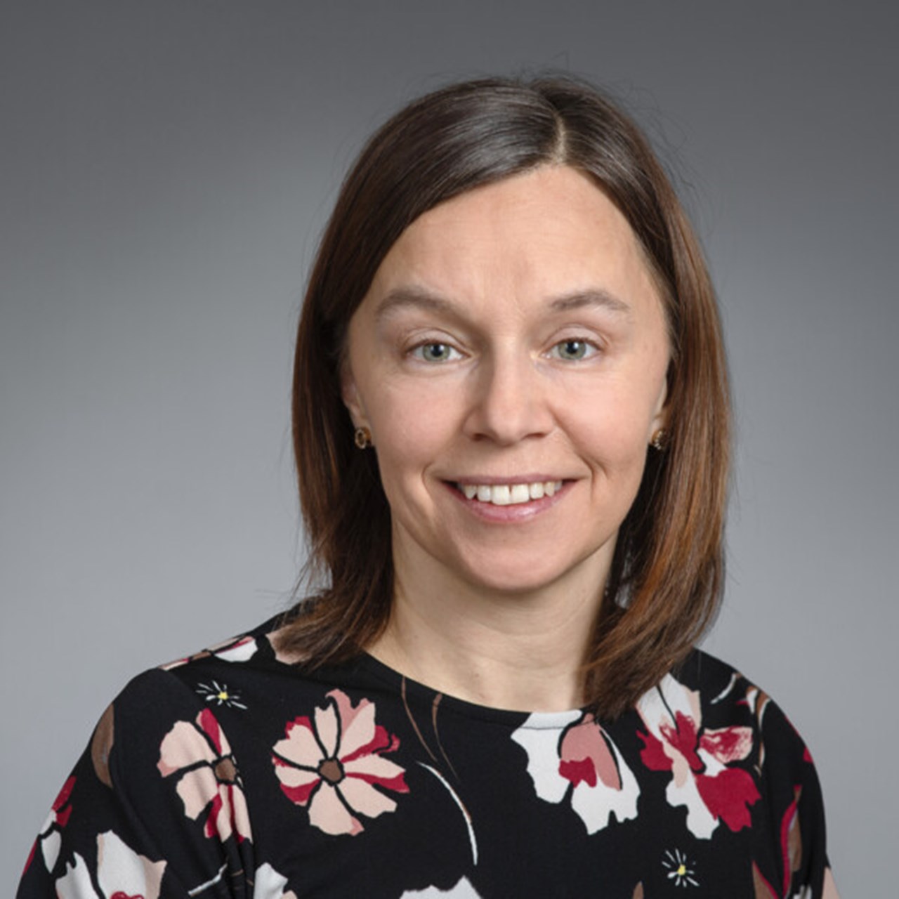 Porträtt på Maria Wennberg, första forskningsassistent vid Institutionen för folkhälsa och klinisk medicin, Umeå universitet.