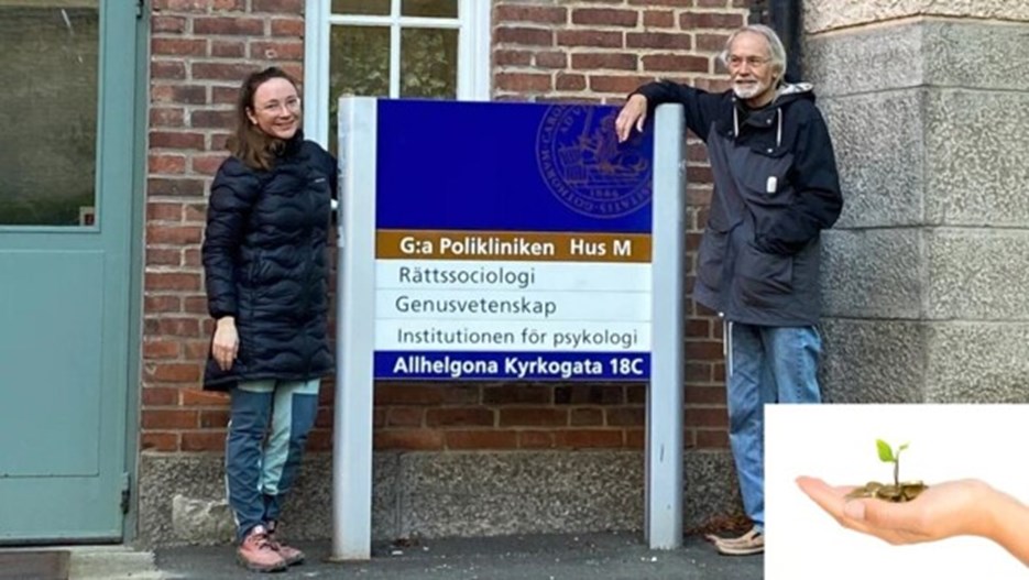 Ekaterina Zmyvalova och Per Wickenberg utanför Lunds Universitet
