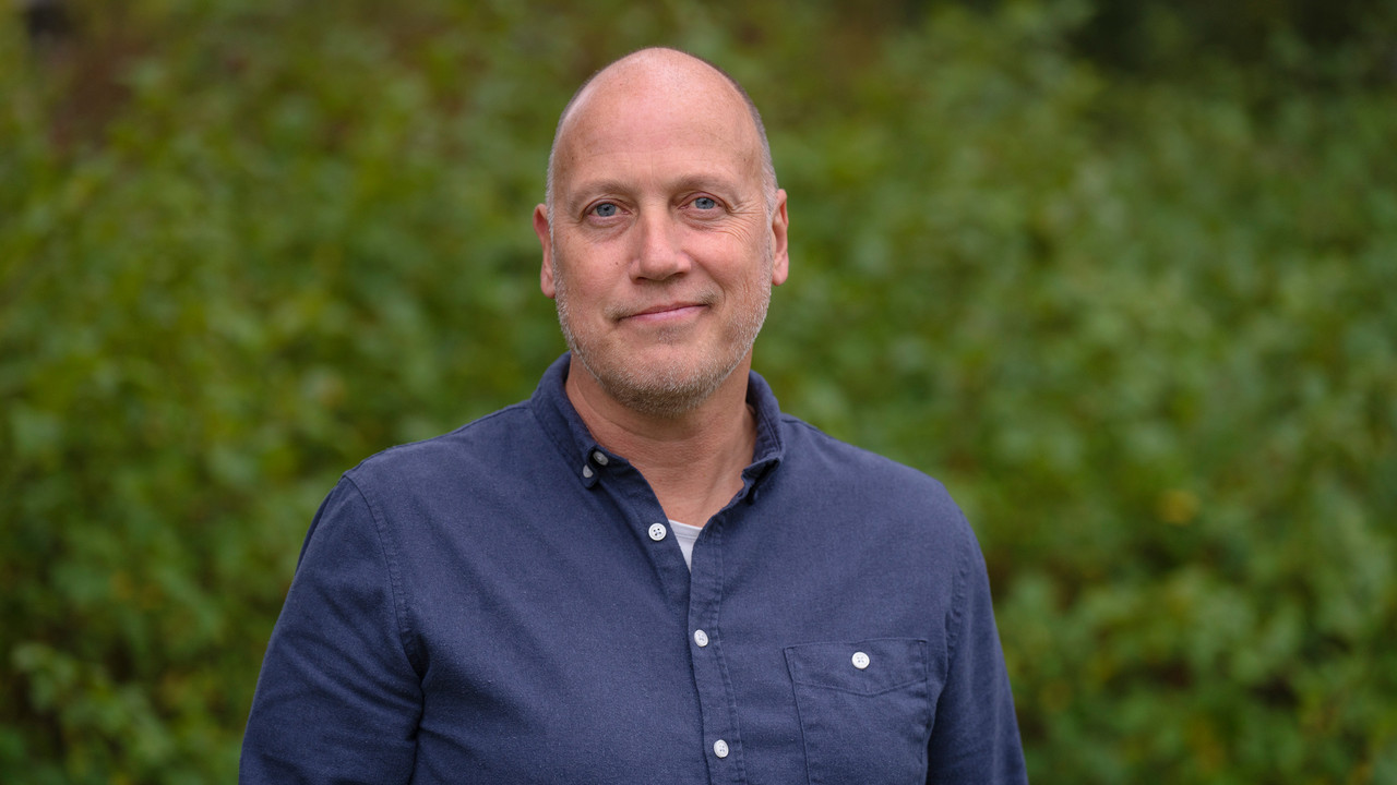 Björn Norlin
Björn Norlin är lektor i pedagogik och docent i historia med utbildningsvetenskaplig inriktning.