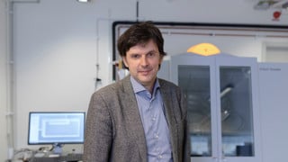Universitetslektor vid Institutionen för fysik