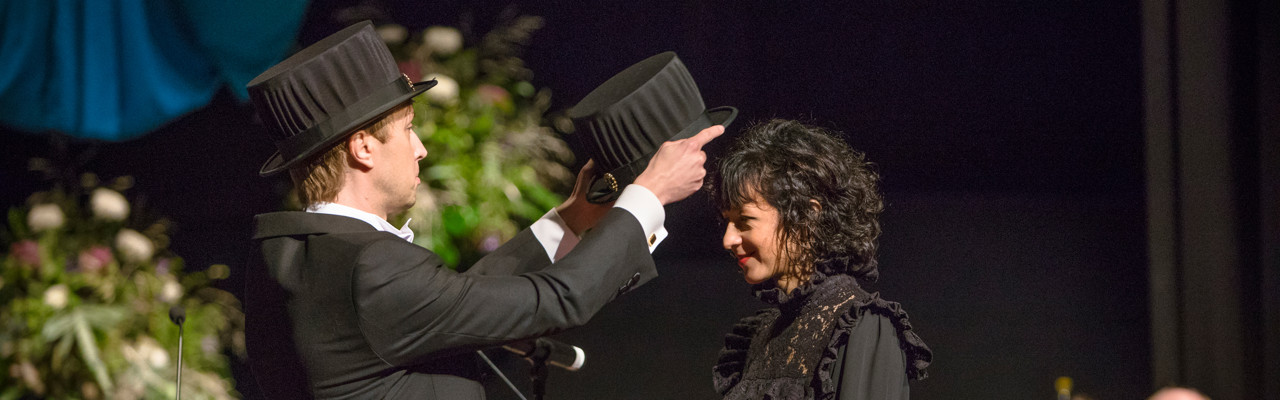 Årshögtiden 2017. Ceremonin i Aula Nordica. Promovering av Emmanuelle Charpentier.