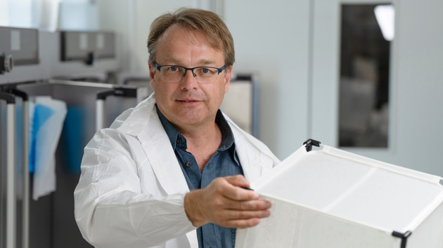 Oliver BillkerProfessor vid Institutionen för molekylärbiologiEnhet: Grupp Oliver BillkerAnknuten som forskare till Molekylär Infektionsmedicin, Sverige (MIMS)Roll: Föreståndare
