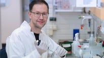 Lars-Anders Carlson
Universitetslektor vid Institutionen för medicinsk kemi och biofysik
Anknuten som övrig/annan befattning till Molekylär Infektionsmedicin, Sverige (MIMS)
Anknuten som övrig/annan befattning till Wallenberg centrum för molekylär medicin vid Umeå universitet (WCMM)