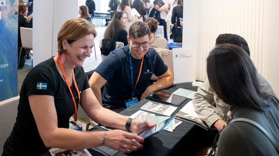 Umeå universitet på rekryteringsmässan FIEP i Madrid den 18/11-24.
