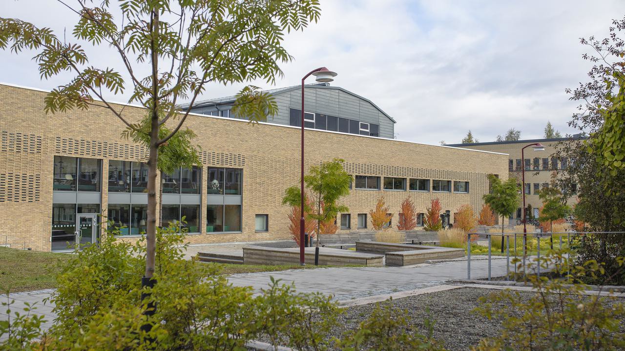 Humanisthusets entré.