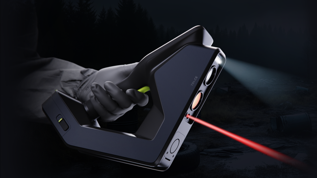 Kiki Veenhof, Sharvin Sawant, Thorben Westendorf / Trace – A handheld device with hyperspectral imaging and Raman spectroscopy.