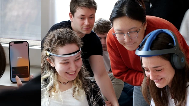Testing brainwave measuring devices with potential users to understand what excites, motivates, and informs.