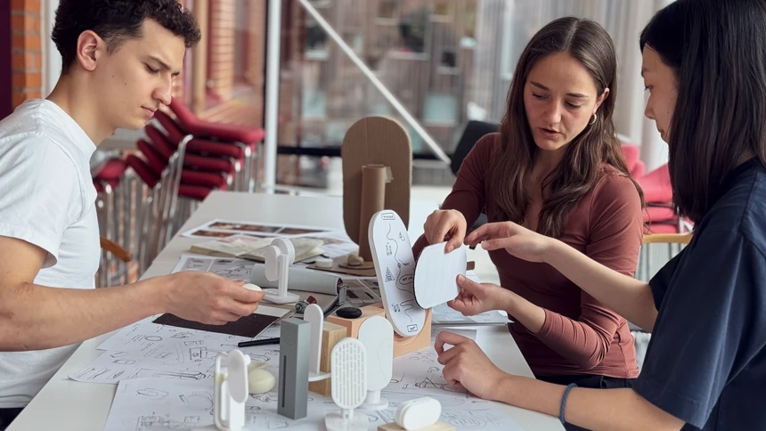 At the heart of Corinnas project lies the intention to unlock the full potential of health and wellbeing by bridging ancient wisdom with modern science.