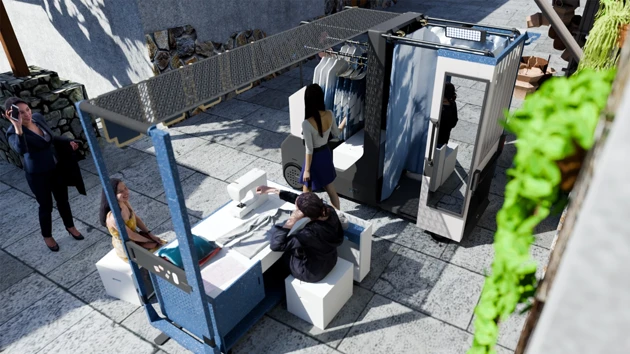 Ziqi An's grad project explores how future mobility can revive the culture of street food and mobile vendors.