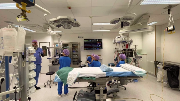 Field visit to the operating room in the thorax department at NUS.