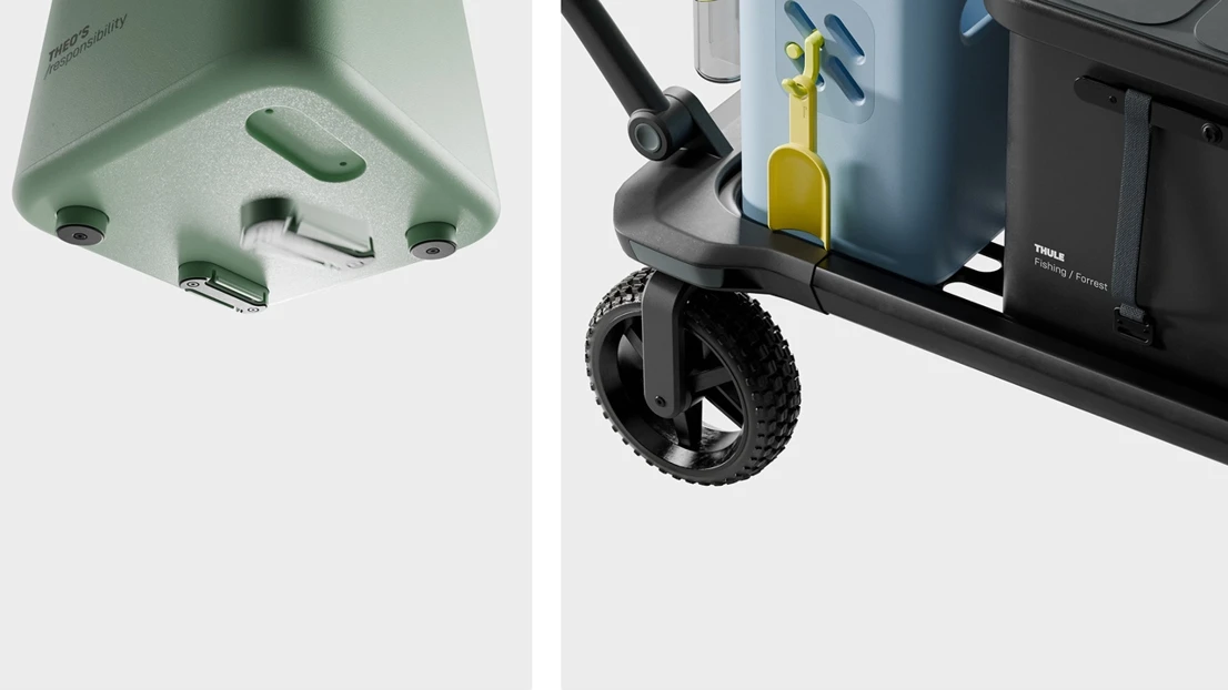 The Legs have flexible elements that help snap fit the box on to the tray.
