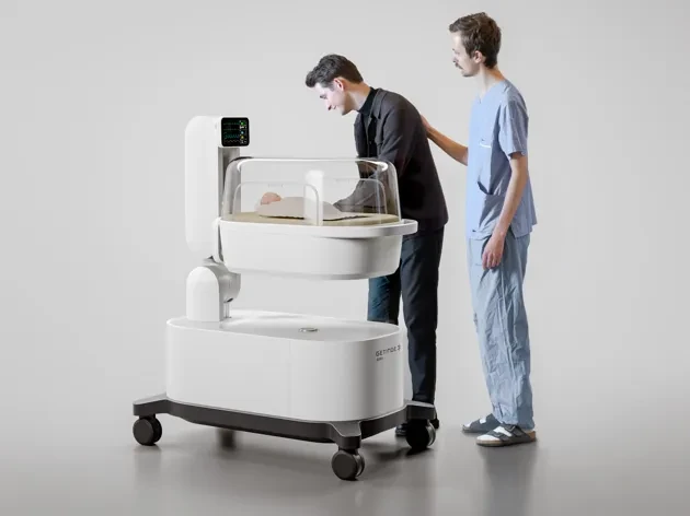 A modular incubator system for neonatal ICU care, enhancing family-centered support for premature babies / MFA APD