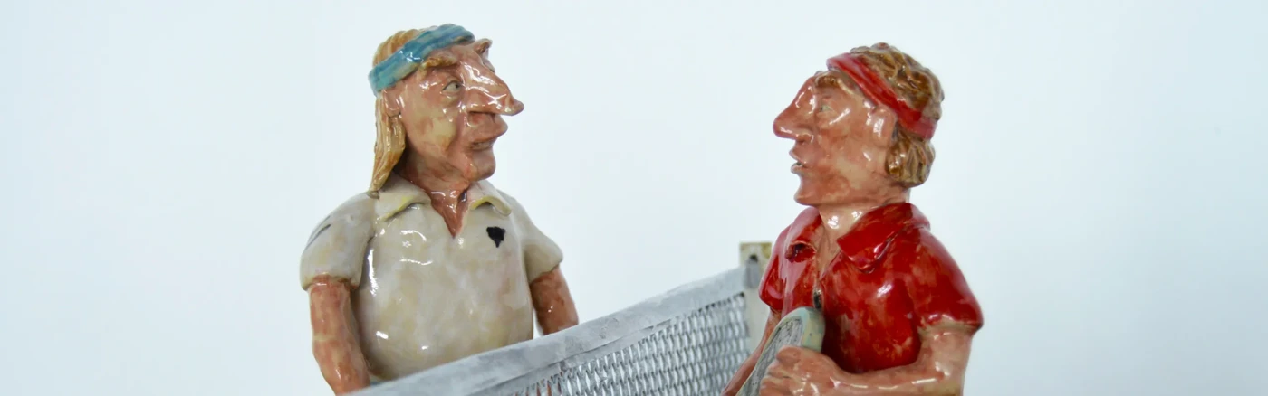 Två porslinsfigurer