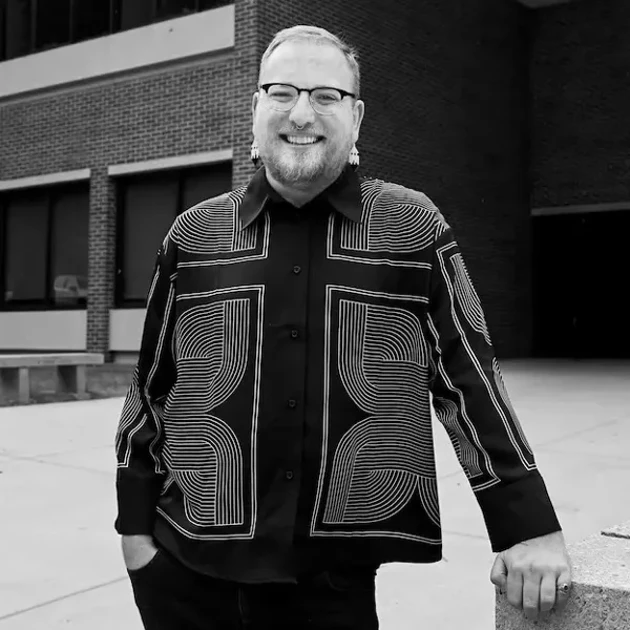 Portrait image Bart Pushaw