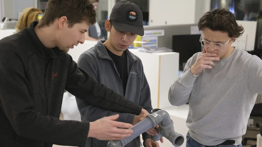 Cobox is a versatile assistant robot that comes in a portable box form-factor. Cobox aims to make robots accessible to a wide user base.