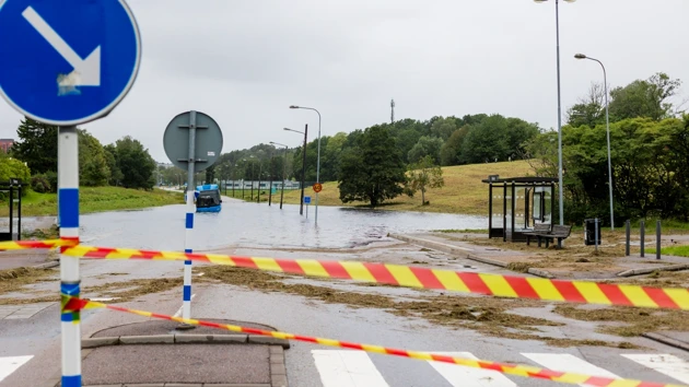 Avspärrningar vid övergångsställe