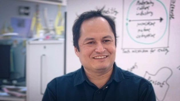 Sergio Bravo Josephson in the UID Research Studio