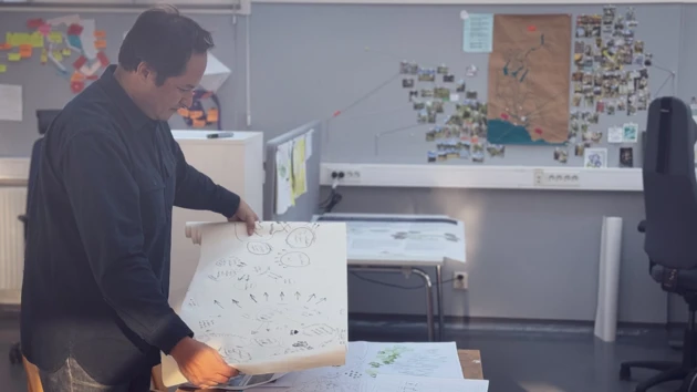 Sergio Bravo Josephson in the UID Research Studio