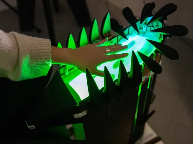 A responsive, emotionally intelligent in-car companion – Zeynep Emiroglu / MFA IxD