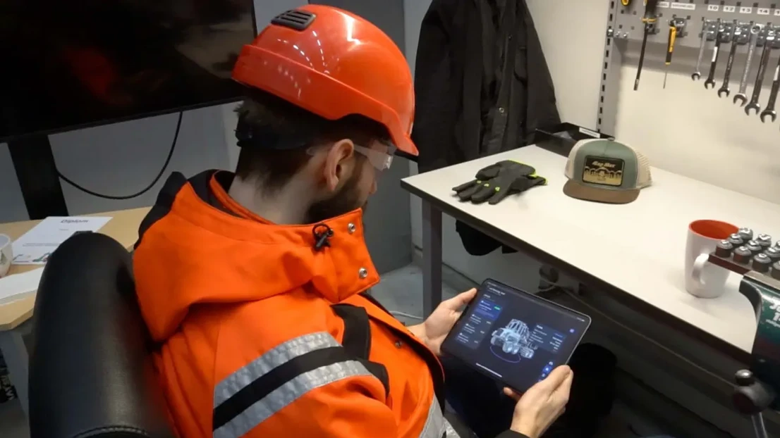 Co-Act aims to ensure the safe and efficient repair and maintenance of
forestry machines. It is a prognosis tool that implements structured systems within data gathering and a 3D simulation-based framework. The system emphasizes the challenges with the potential departure of experienced mechanics, guards against potential knowledge gaps, and enhances knowledge transfer.