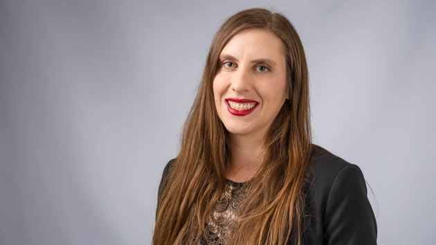 Porträttfoto av Laura Carroll