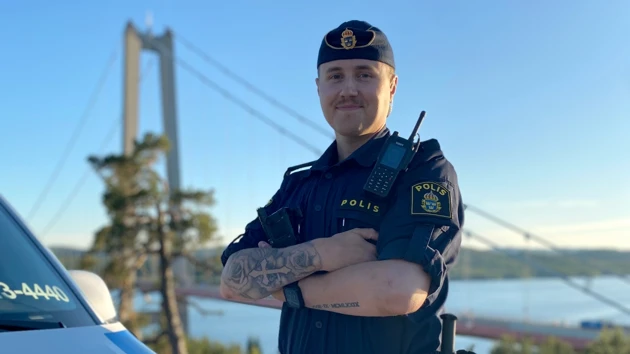 Melwin har läst polisprogrammet och arbetar nu som ingripandepolis i Västernorrland.