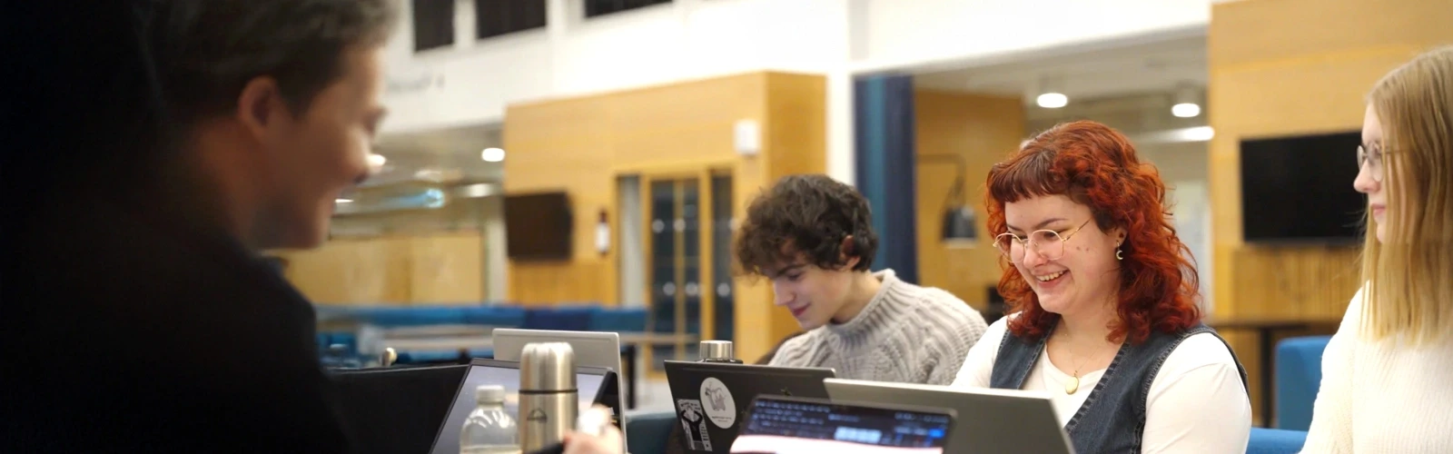 Studenter på Biblioteks- och informationsvetenskap kandidatprogram