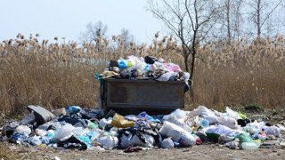 Plastskräp