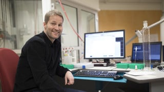 Fredrik Almqvist, professor i organisk kemi vid Umeå Universitet.