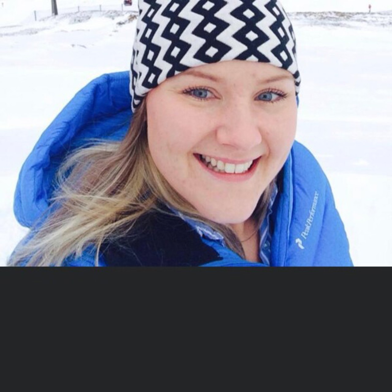 Porträttbild på Sofia Erelund, doktorand vid institutionen för kirurgisk och perioperativ vetenskav vid Umeå Universitet